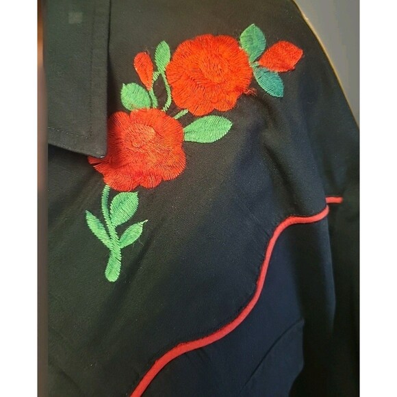 Mans Long Sleeve Western Shirt/ Snaps/Red Roses Vintage Size L Worn By Musician - Picture 7 of 10